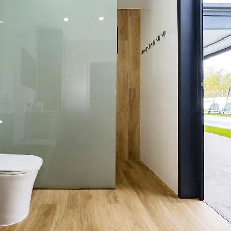 Cubo's Casa Soles & Football Field Feriehus