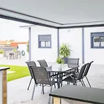 Cubo's Casa Soles & Football Field Holiday home