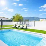 Cubo's Casa Soles & Football Field Holiday home Fuengirola