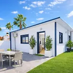 Cubo's Casa Soles & Football Field Holiday home