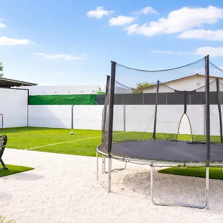 Cubo's Casa Soles & Football Field Holiday home Fuengirola