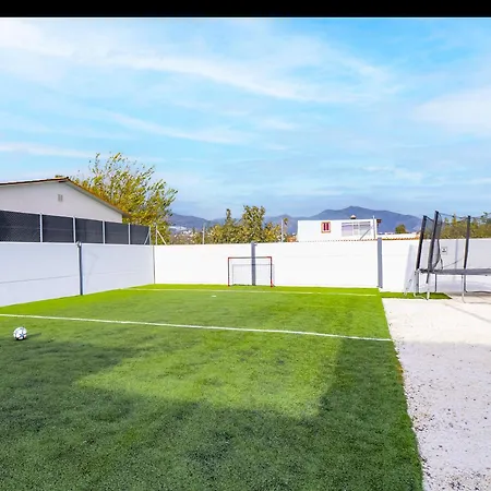 Cubo's Casa Soles & Football Field * Фуенхірола