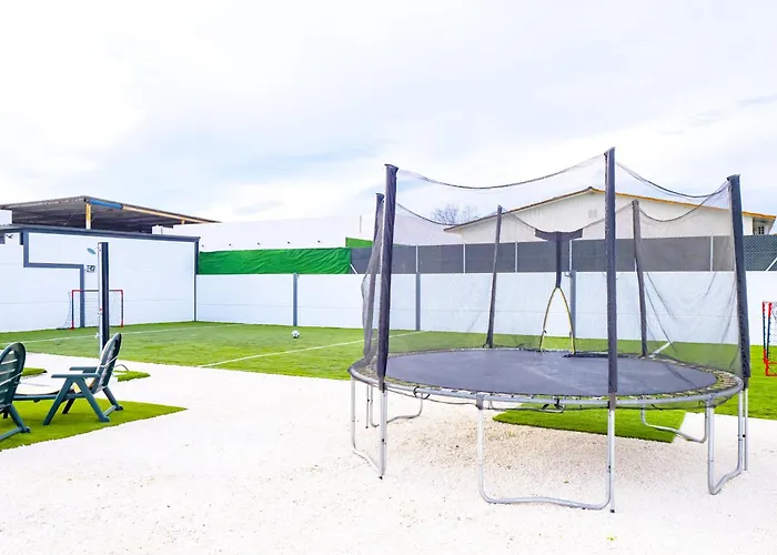 Cubo's Casa Soles & Football Field *